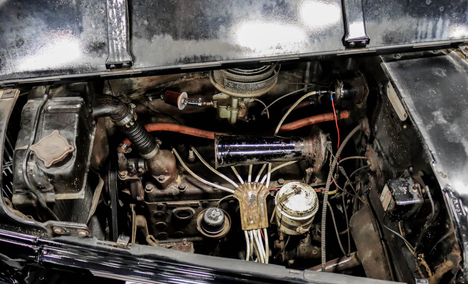 Plymouth 1938 Sedan de luxo com 4 portas - Imagem 14
