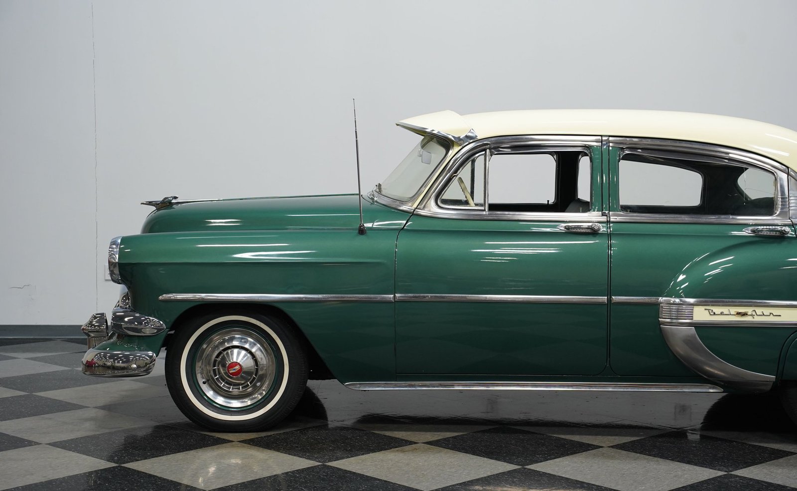 Chevrolet 1954 Bel Air Sedan de 4 portas - Imagem 19