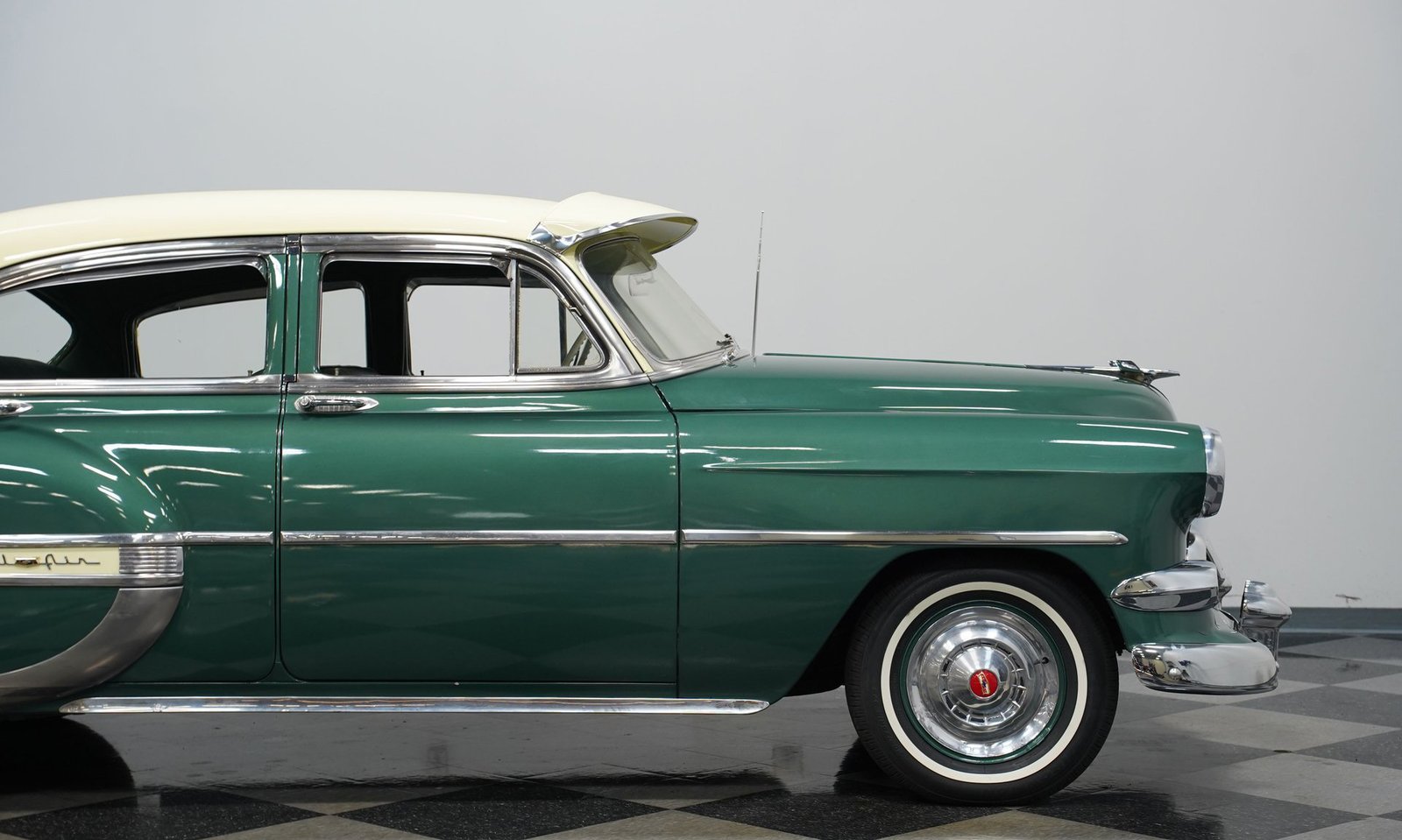 Chevrolet 1954 Bel Air Sedan de 4 portas - Imagem 16
