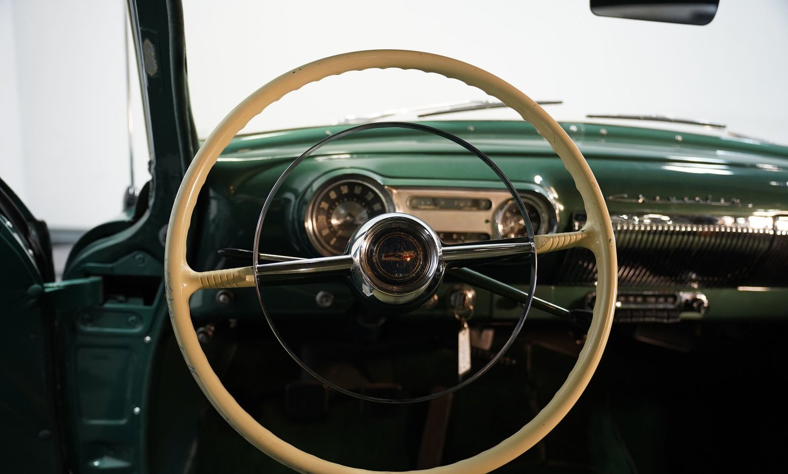Chevrolet 1954 Bel Air Sedan de 4 portas - Imagem 11
