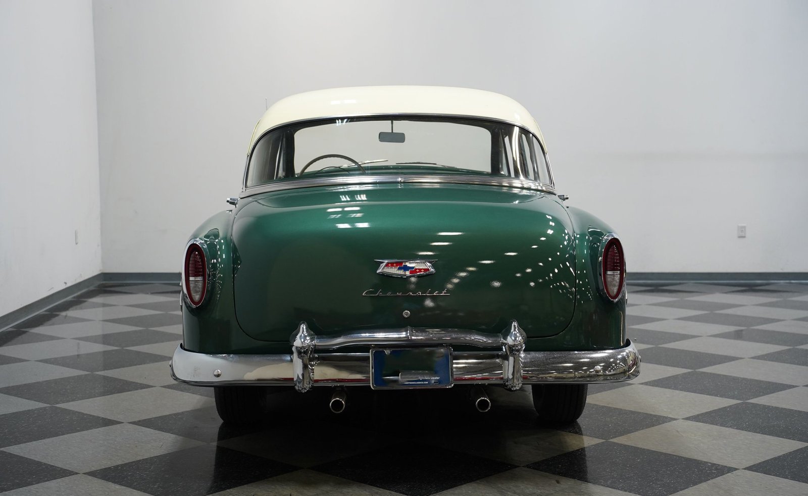 Chevrolet 1954 Bel Air Sedan de 4 portas - Imagem 28