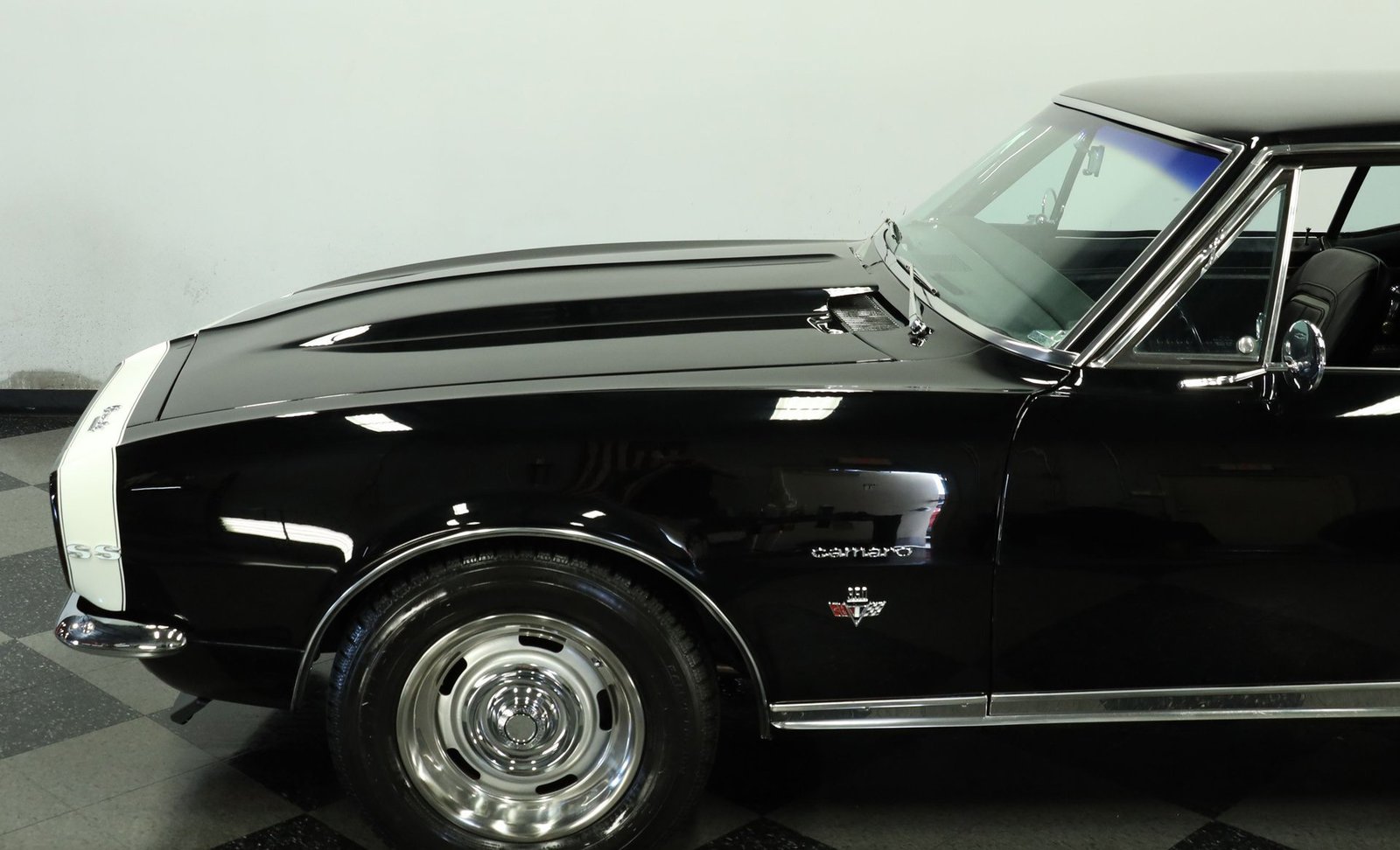 Chevrolet 1967 Camaro RS Restomod - Imagem 23