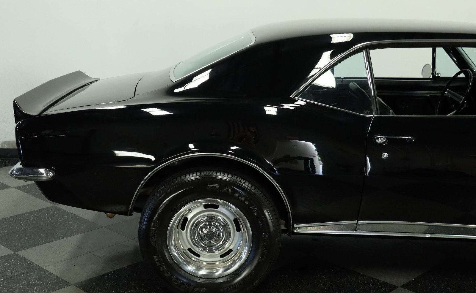 Chevrolet 1967 Camaro RS Restomod - Imagem 20