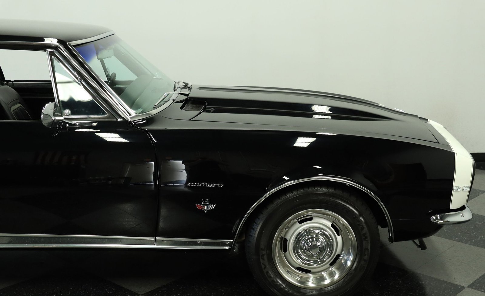 Chevrolet 1967 Camaro RS Restomod - Imagem 19