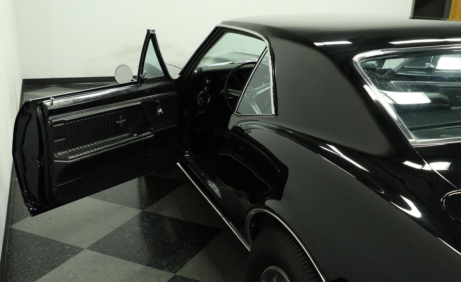 Chevrolet 1967 Camaro RS Restomod - Imagem 16