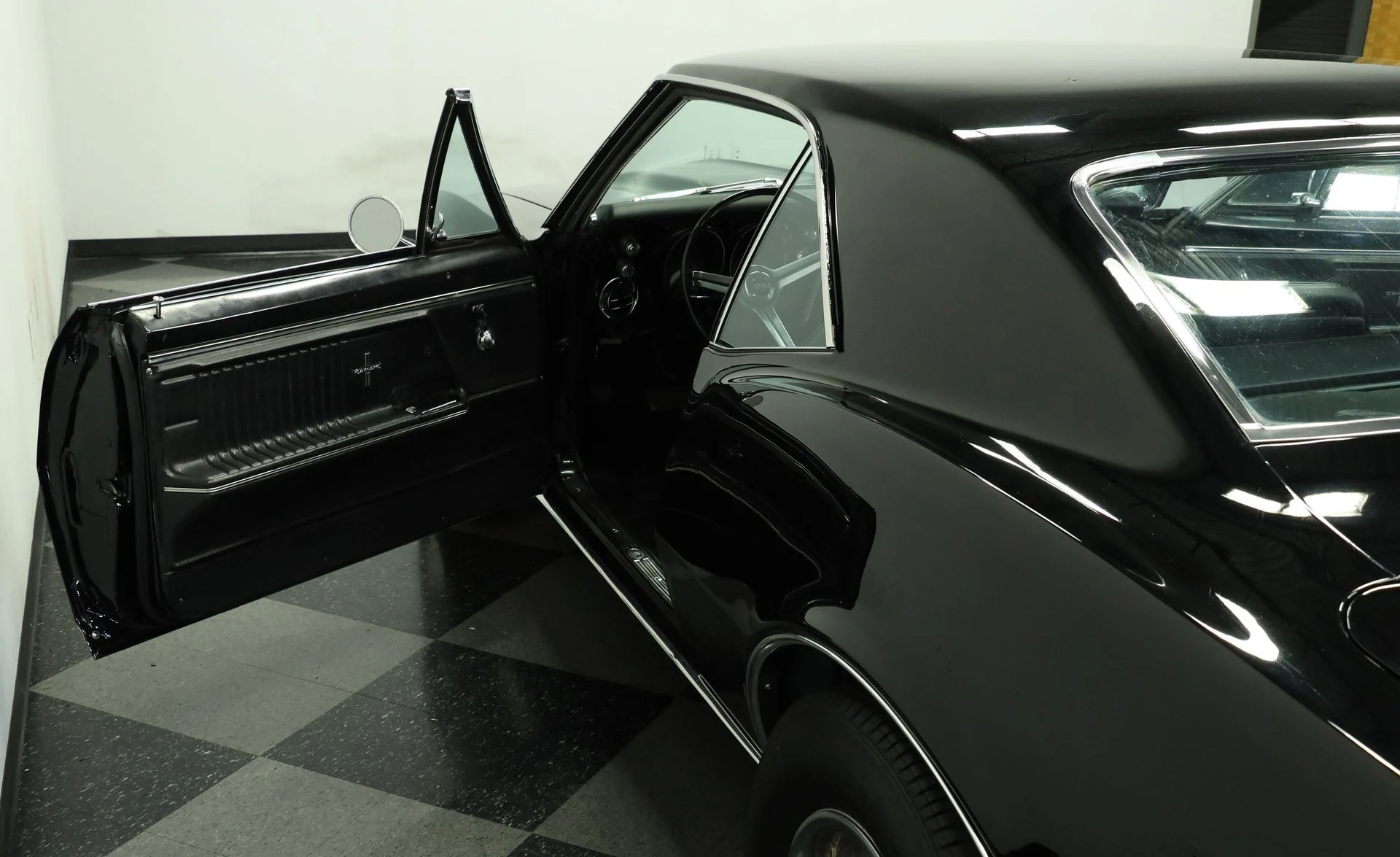 Chevrolet Camaro RS Restomod 1967 - foto 16