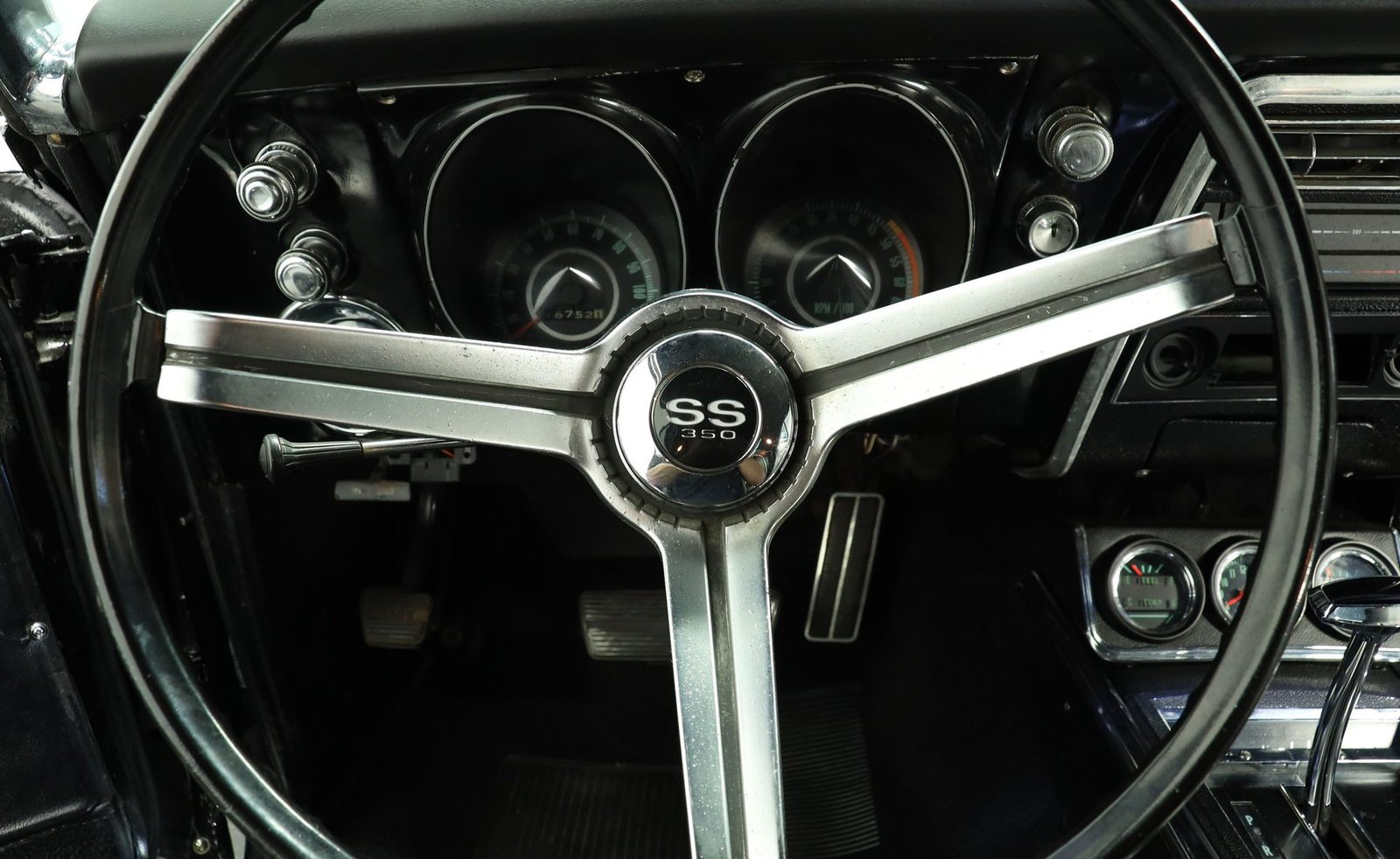 Chevrolet 1967 Camaro RS Restomod - Imagem 14