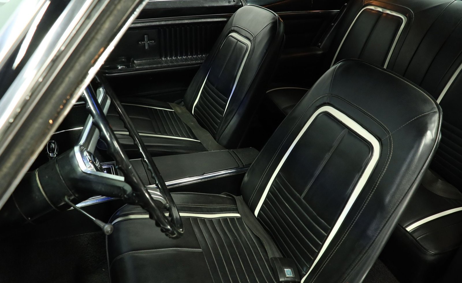 Chevrolet 1967 Camaro RS Restomod - Imagem 10