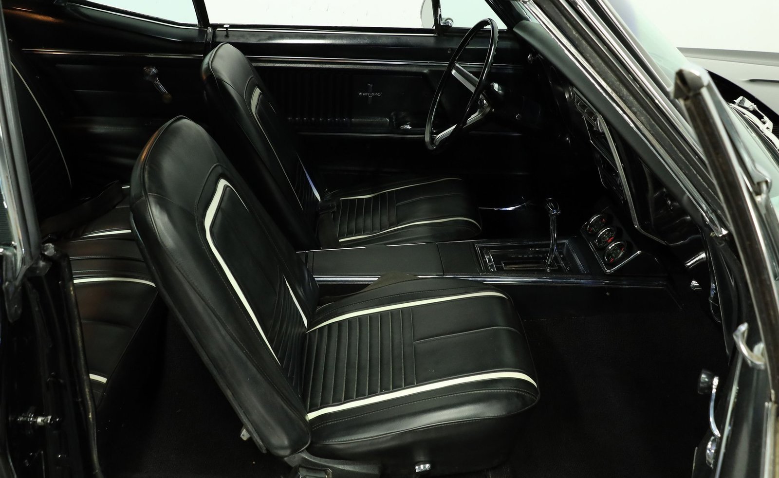 Chevrolet 1967 Camaro RS Restomod - Imagem 6