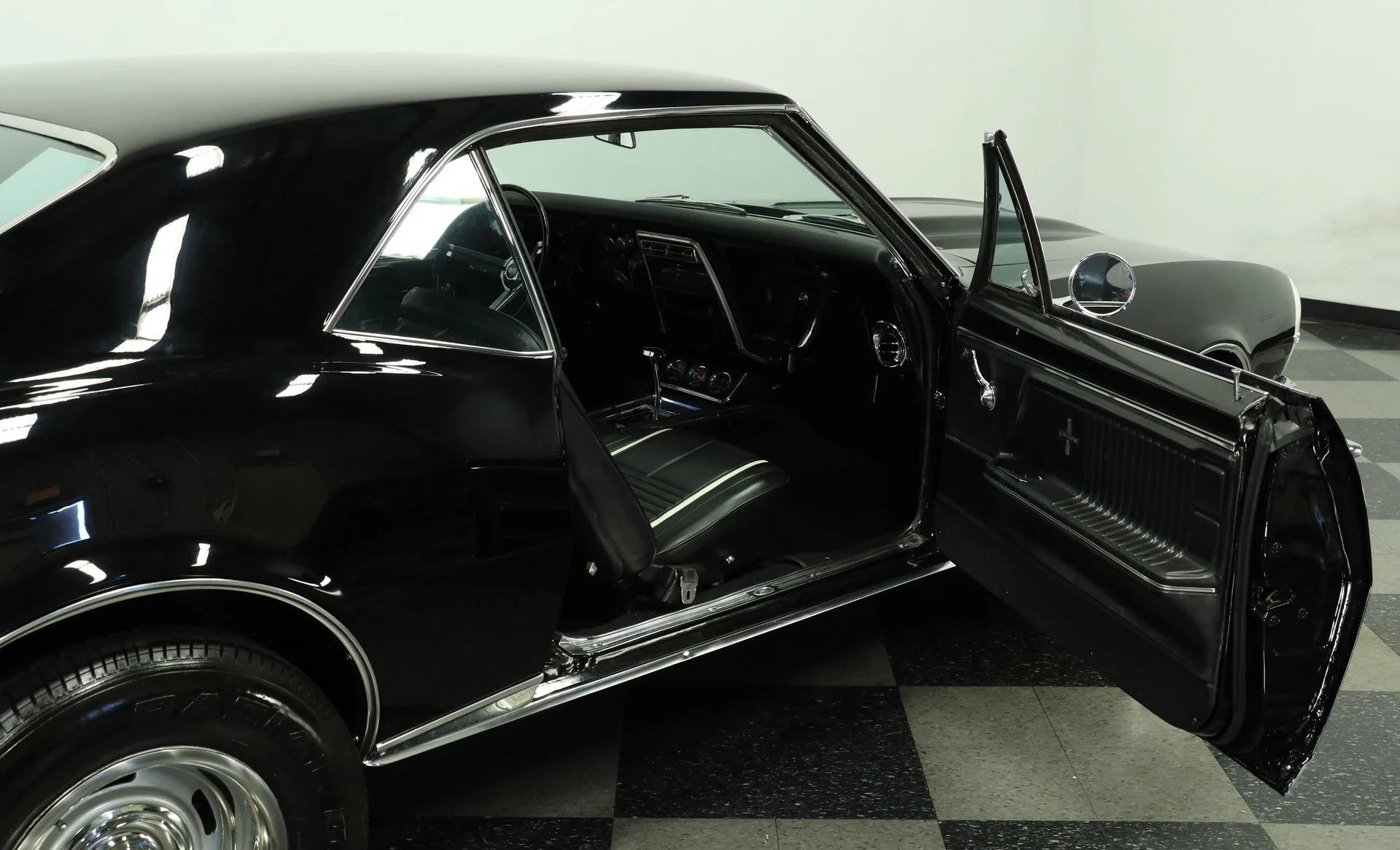Chevrolet Camaro RS Restomod 1967 - foto 3