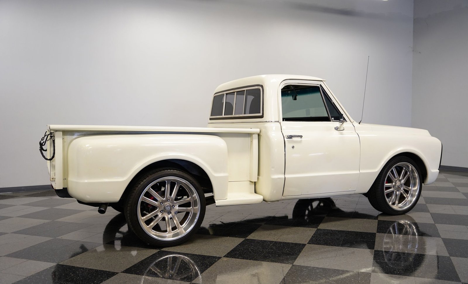 Chevrolet 1970 C10 Stepside Restomod - Imagem 24