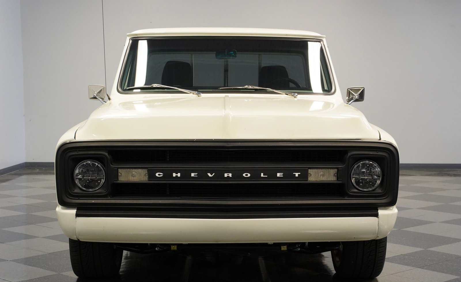 Chevrolet 1970 C10 Stepside Restomod - Imagem 22