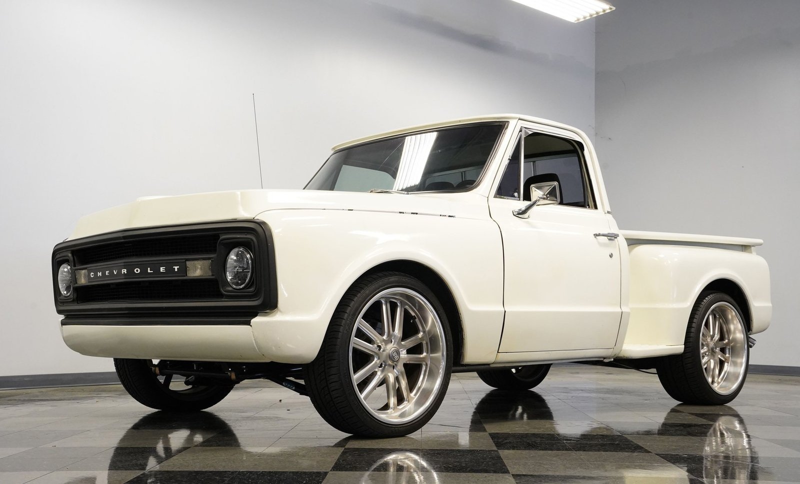 Chevrolet 1970 C10 Stepside Restomod - Imagem 19