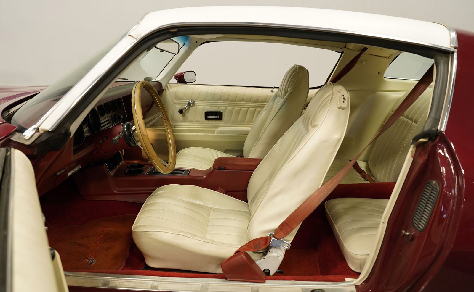 Pontiac 1976 Firebird Formula 400 - Imagem 34