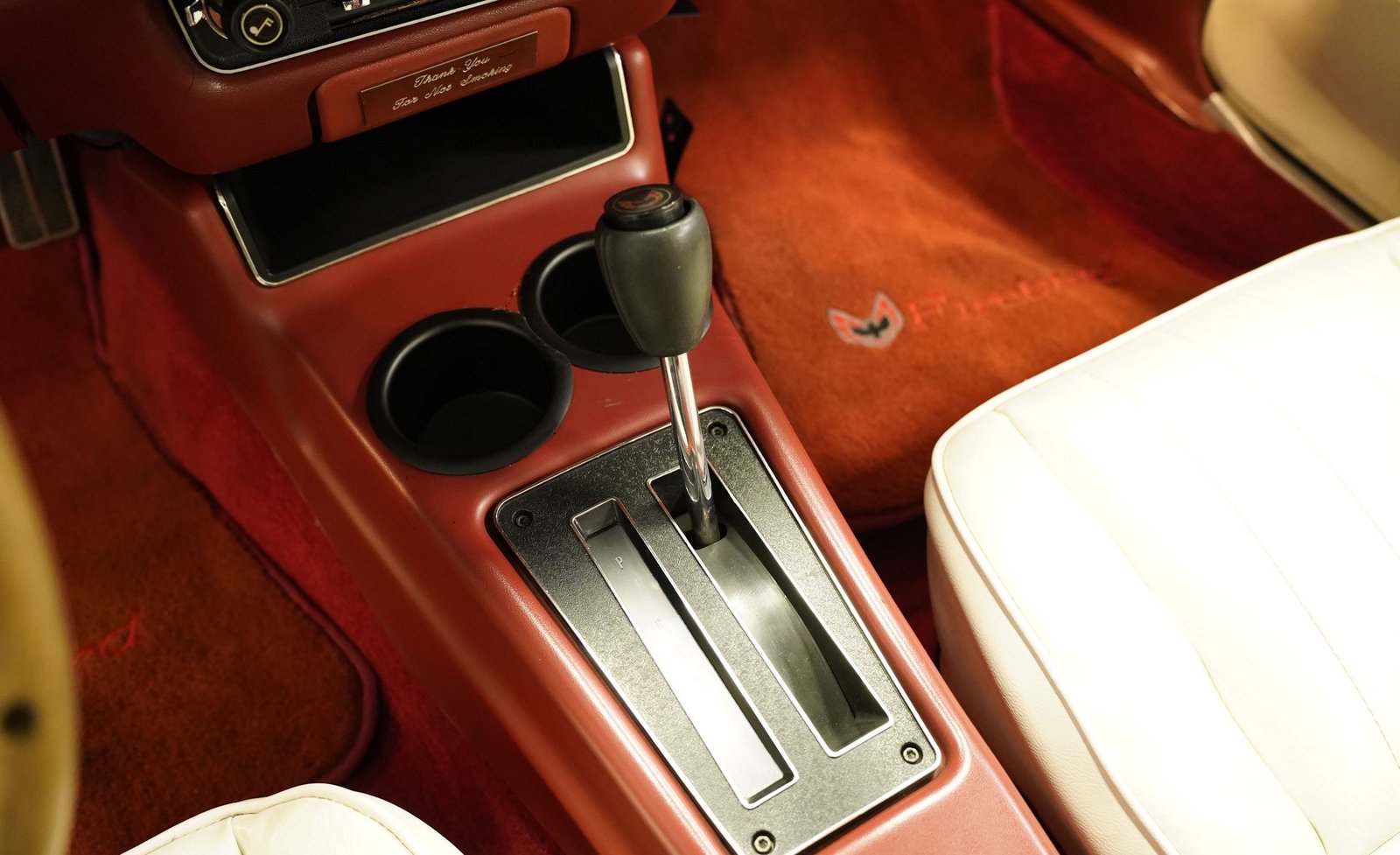 Pontiac 1976 Firebird Formula 400 - Imagem 11