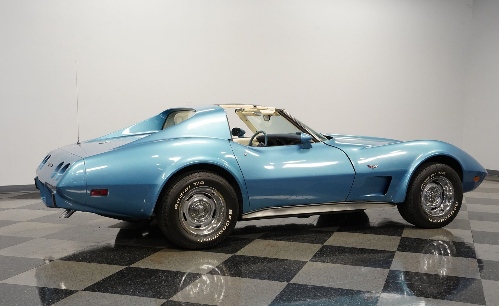 Chevrolet 1977 Corveta - Imagem 23