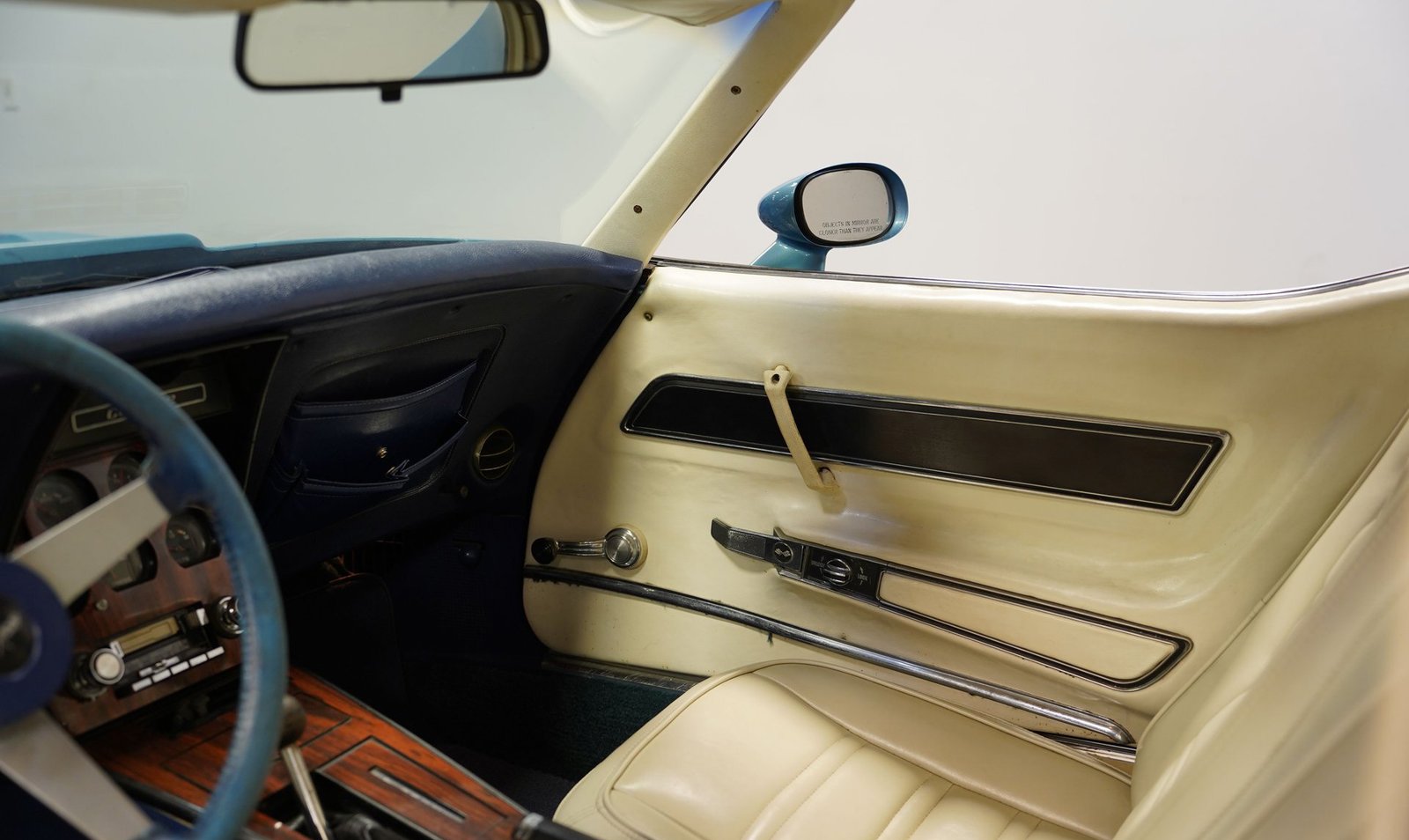 Chevrolet 1977 Corveta - Imagem 4
