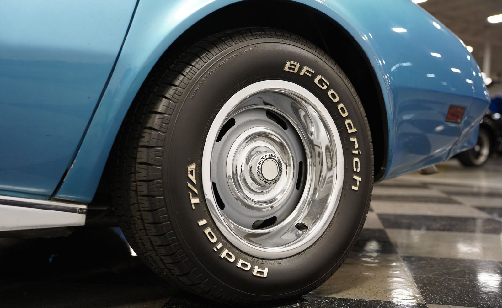 Chevrolet 1977 Corveta - Imagem 2