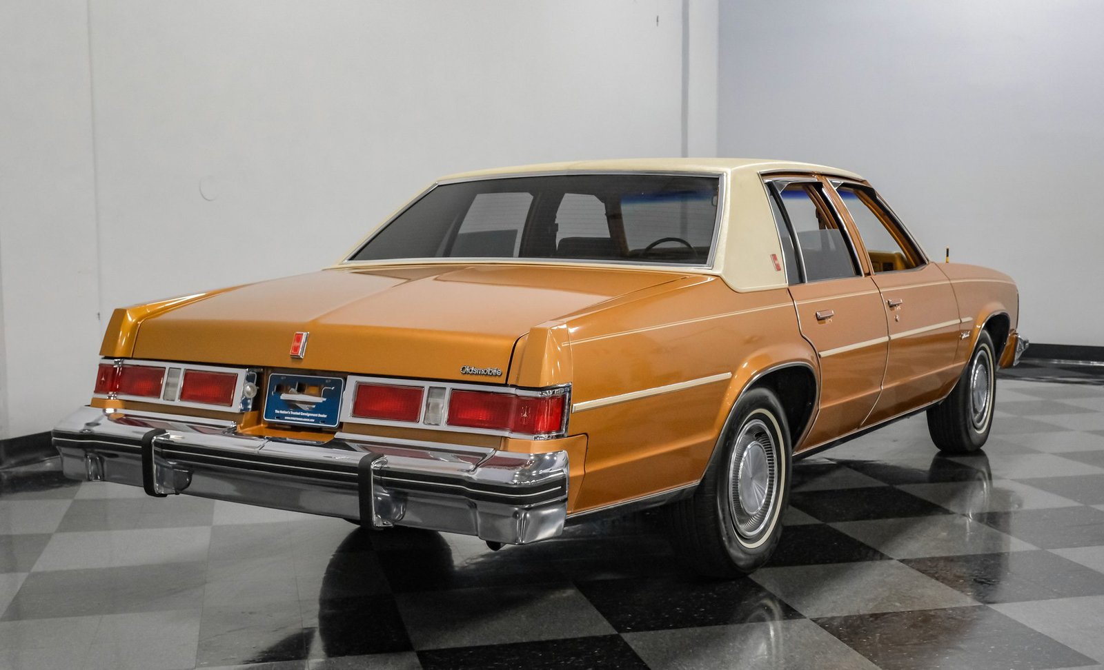 Oldsmobile 1978 Delta 88 Royale - Imagem 32