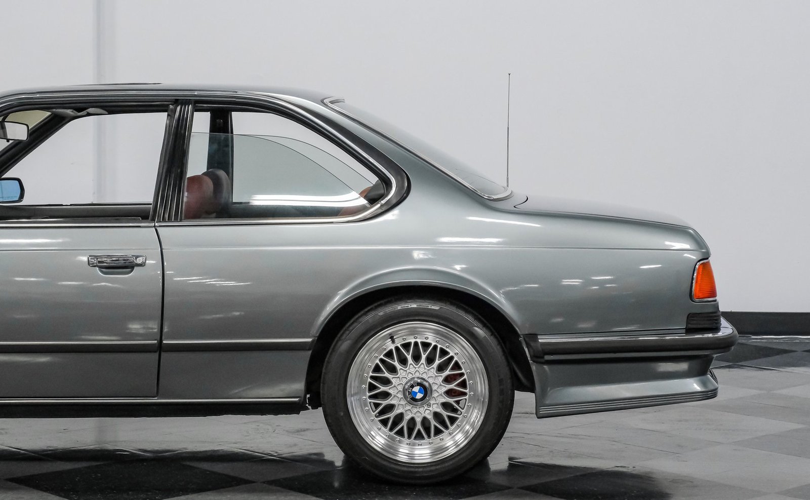 BMW 1983 633CSi - Imagem 28