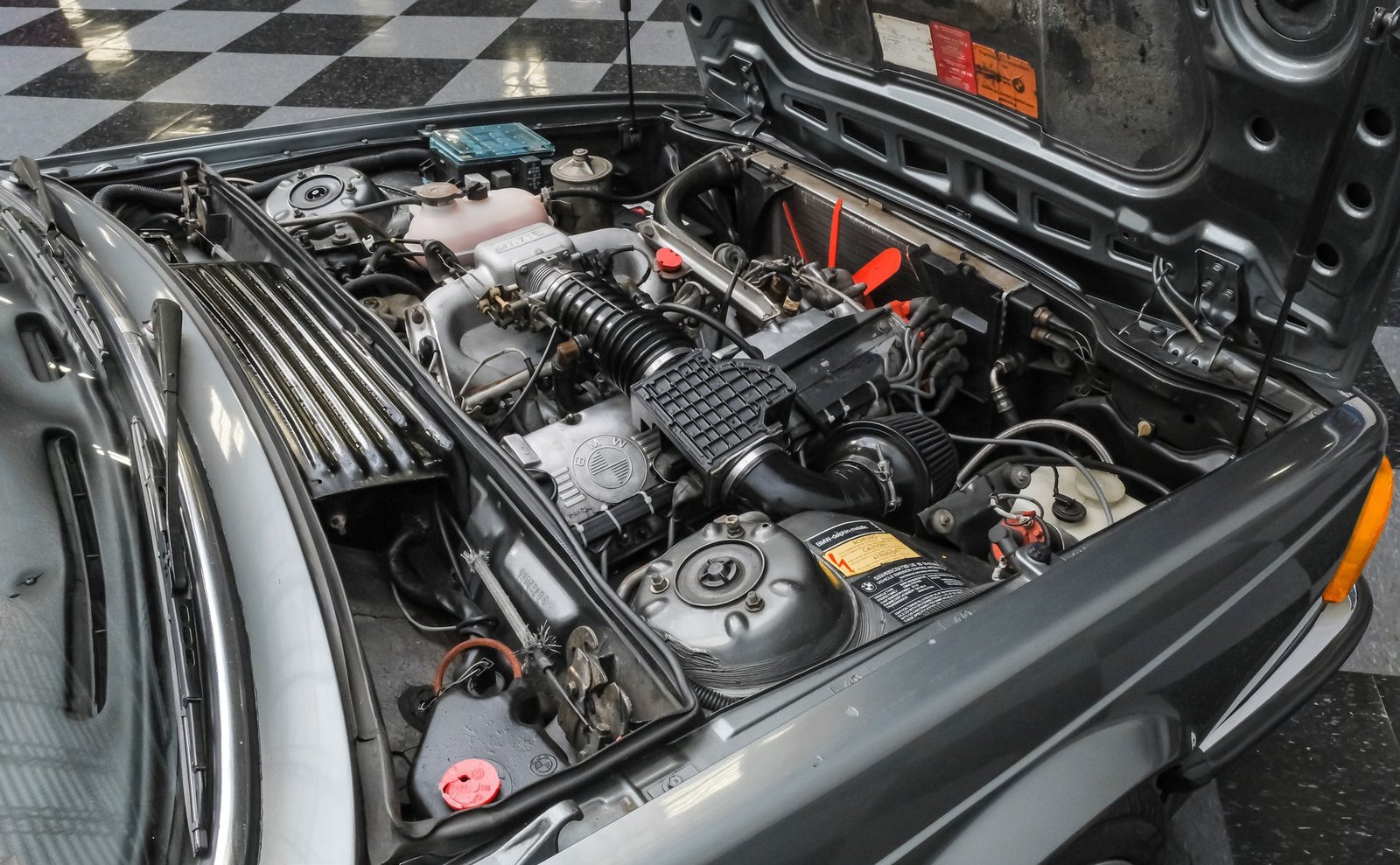 BMW 1983 633CSi - Imagem 22