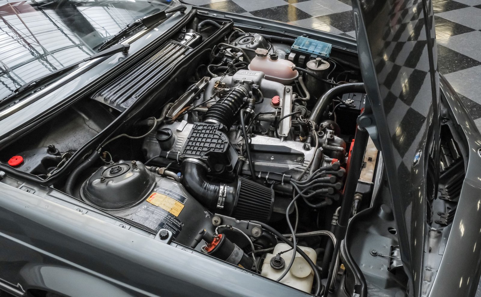 BMW 1983 633CSi - Imagem 20