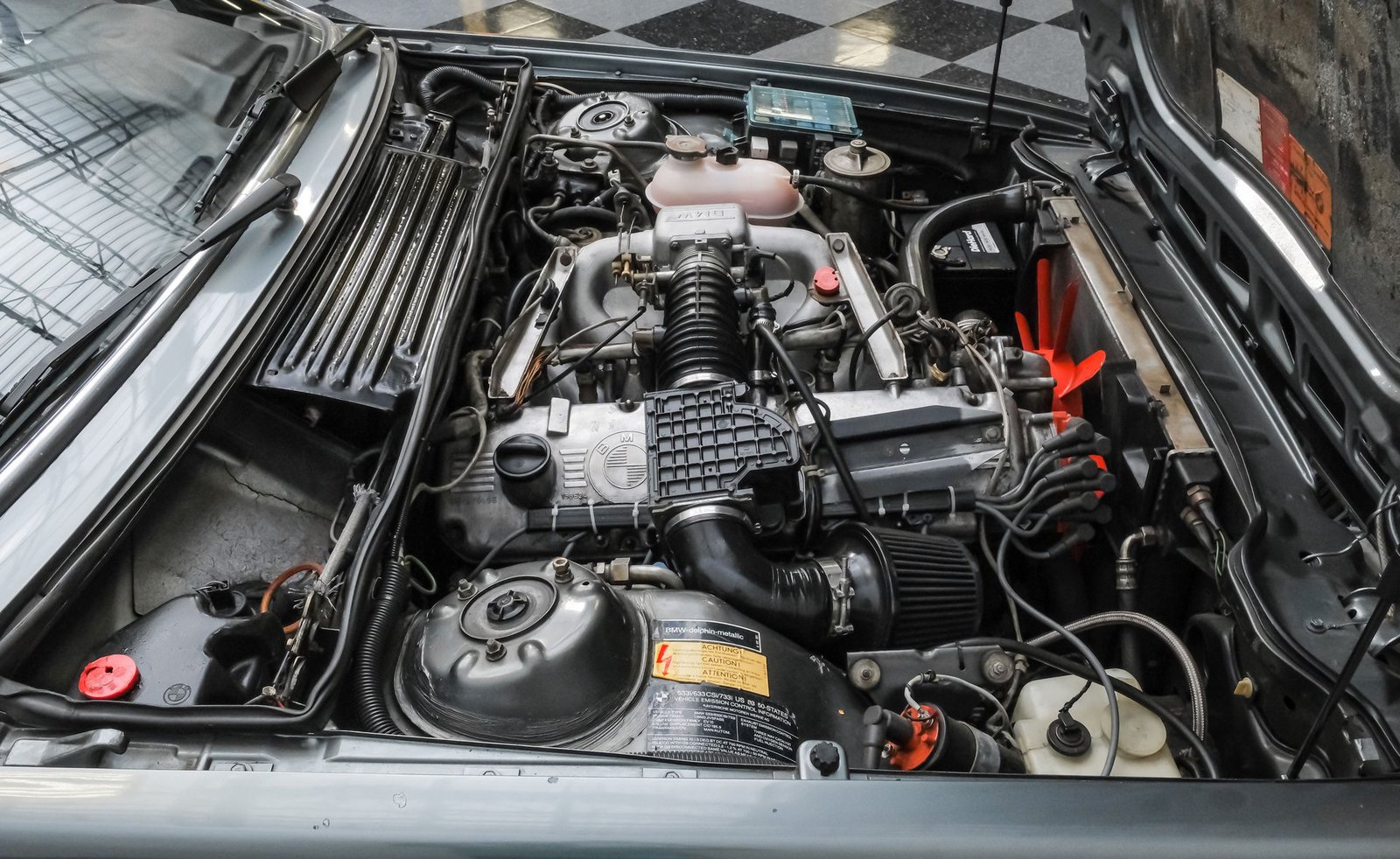 BMW 1983 633CSi - Imagem 19