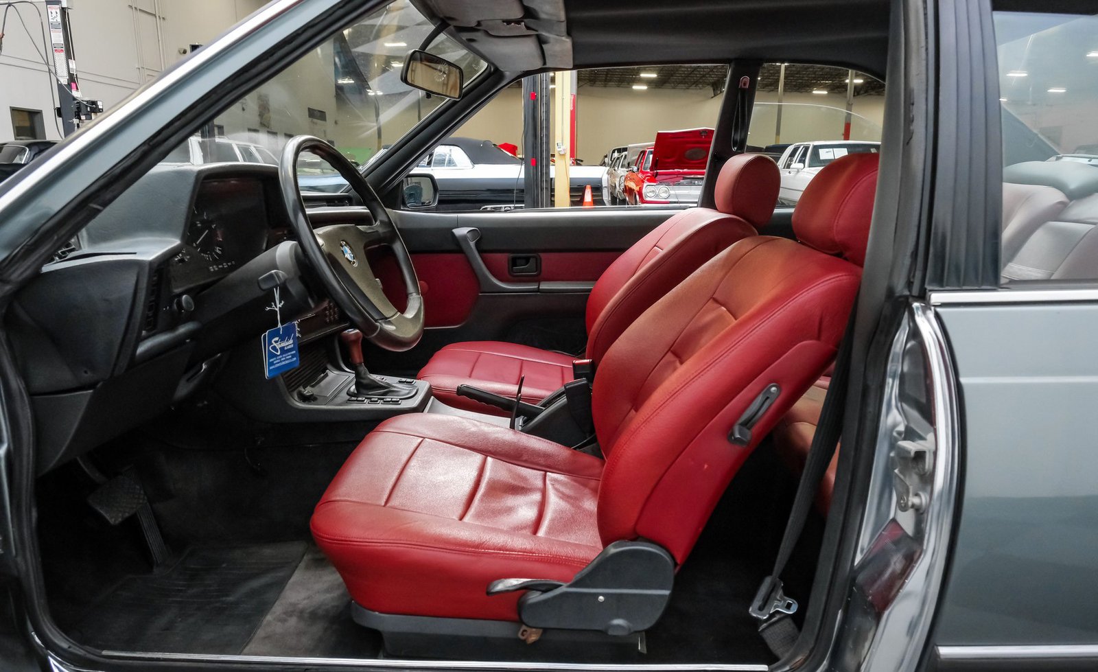 BMW 1983 633CSi - Imagem 16