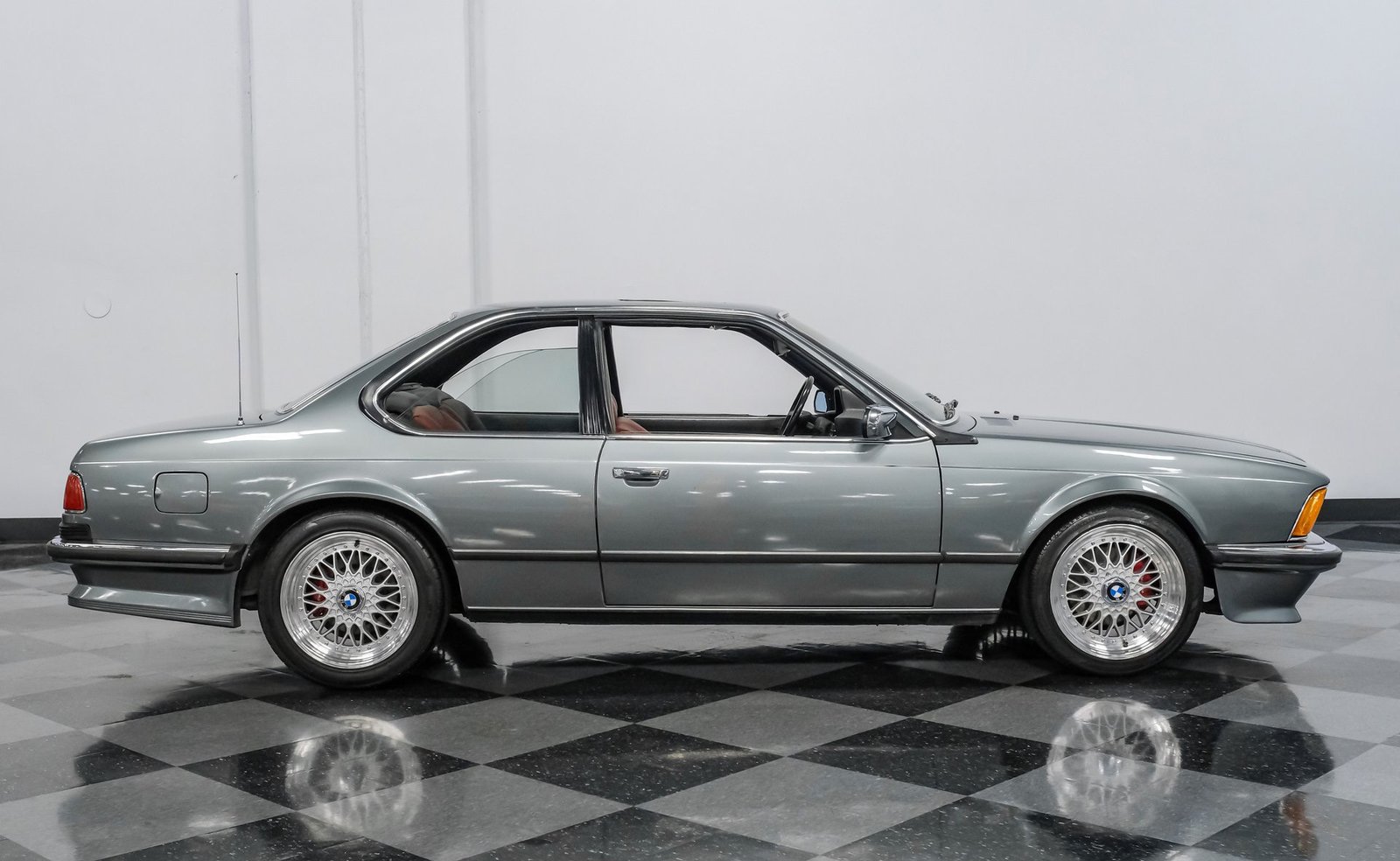 BMW 1983 633CSi - Imagem 35