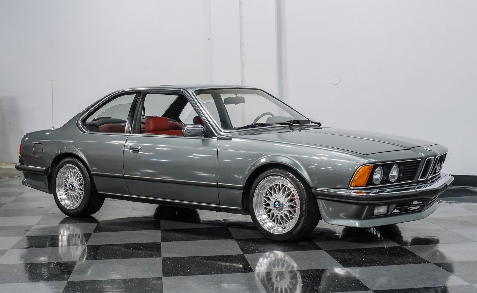 BMW 1983 633CSi - Imagem 34