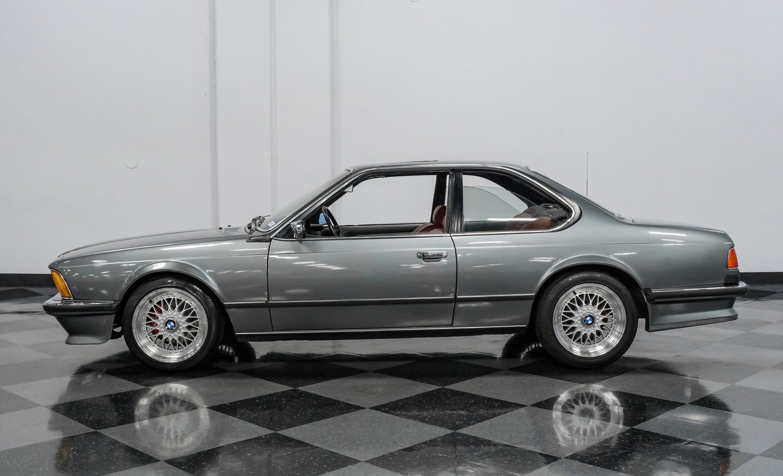 BMW 1983 633CSi - Imagem 39