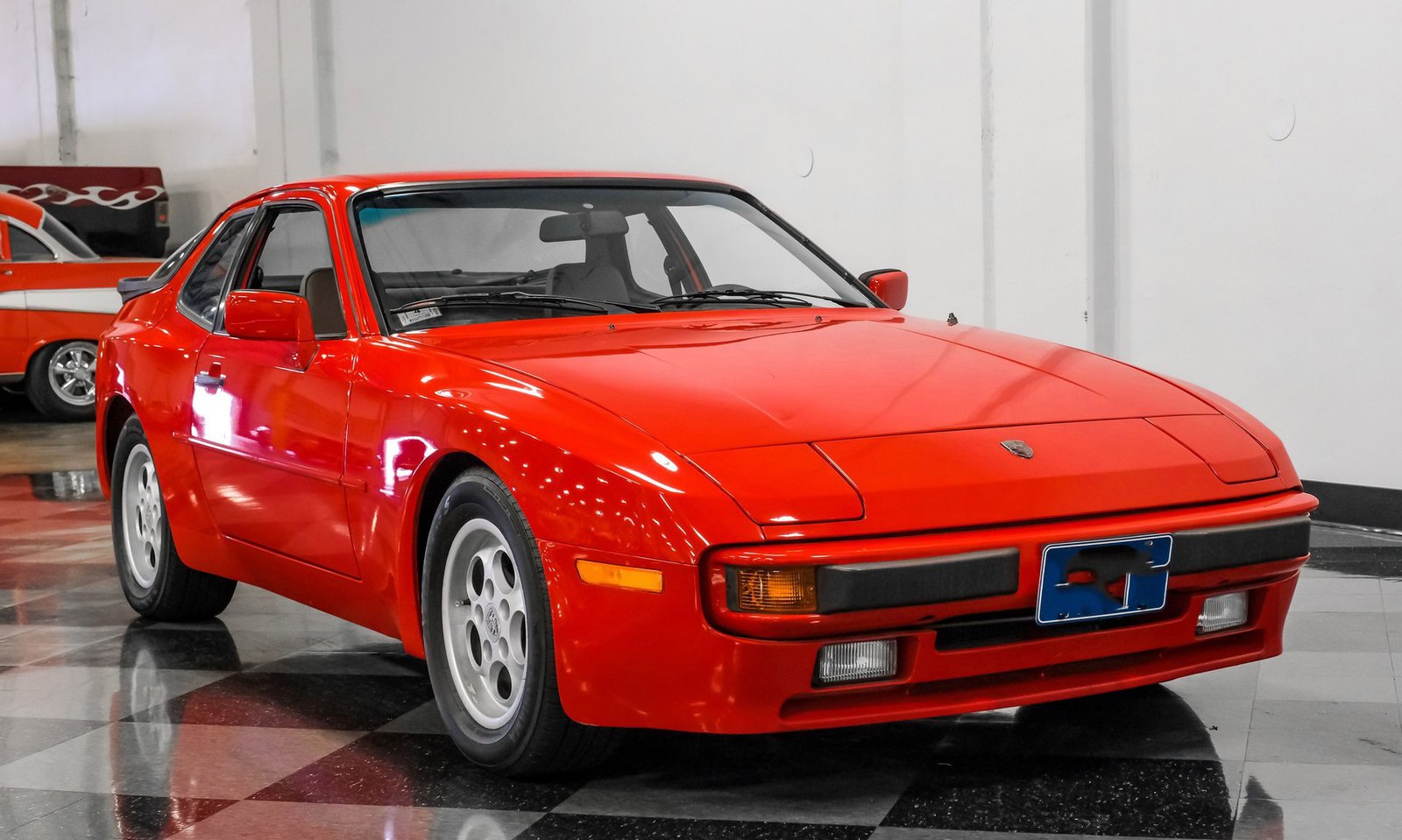 Porsche 1984 944 - Imagem 23