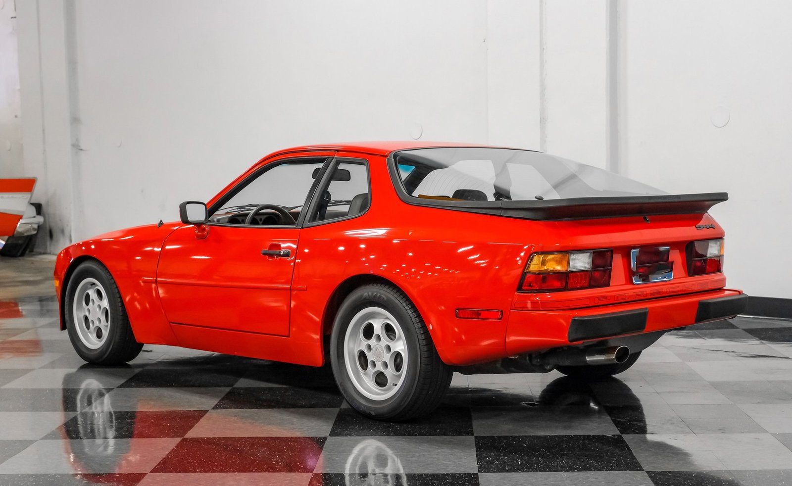 Porsche 1984 944 - Imagem 29