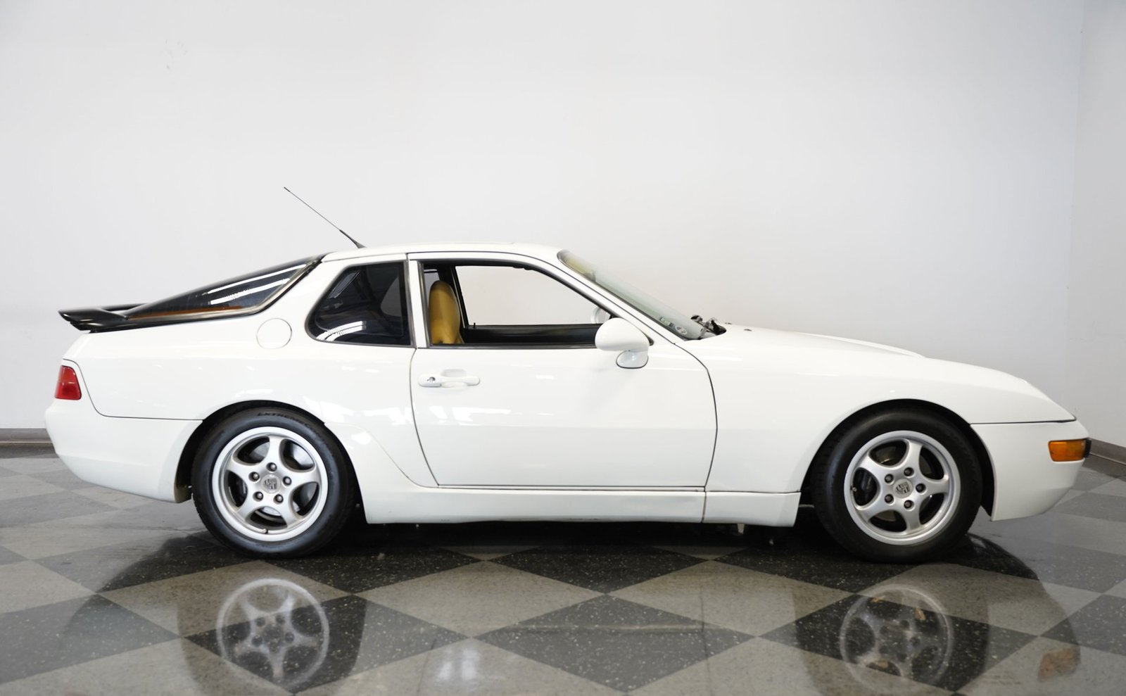 Porsche 1994 968 - Imagem 20