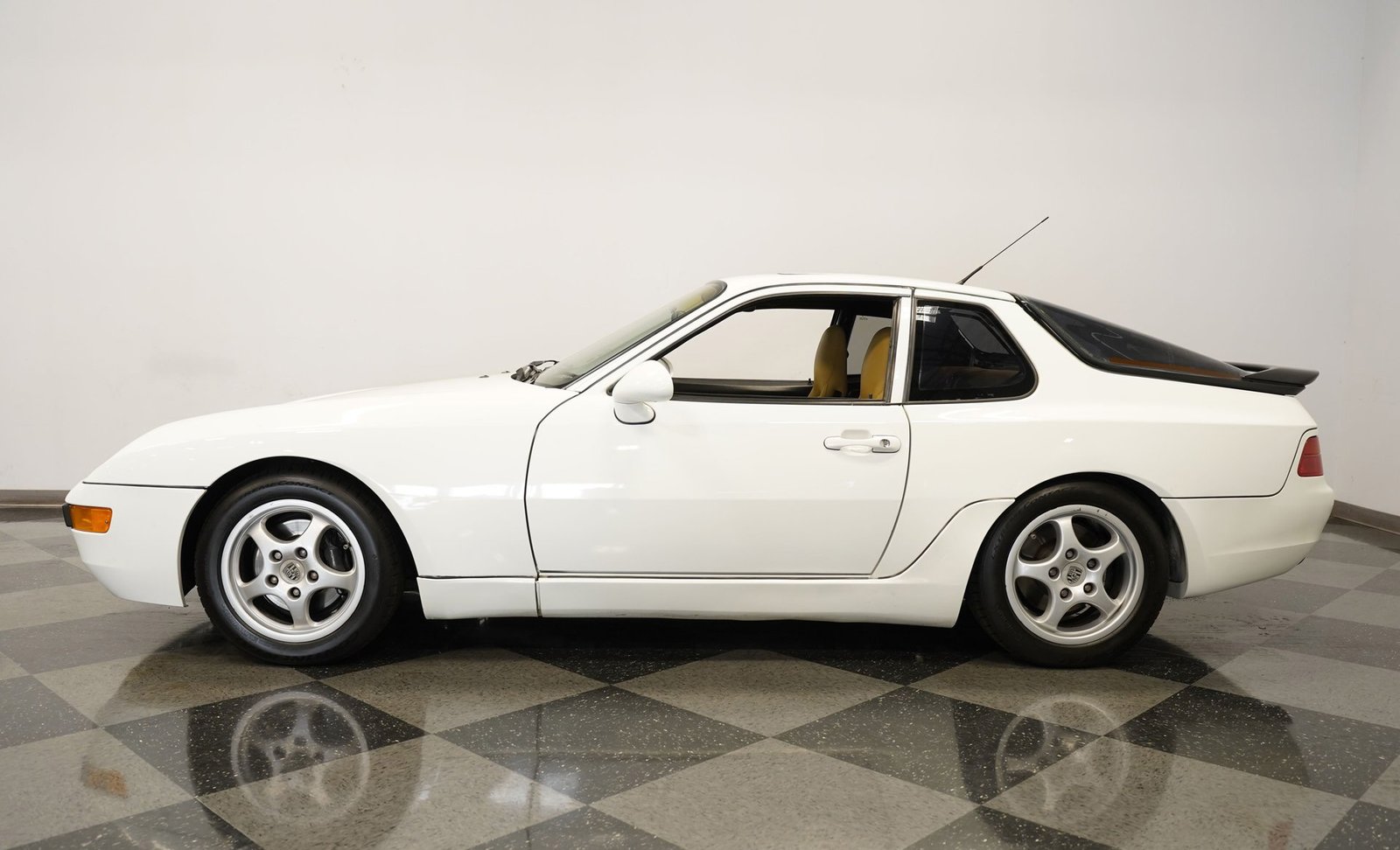 Porsche 1994 968 - Imagem 26