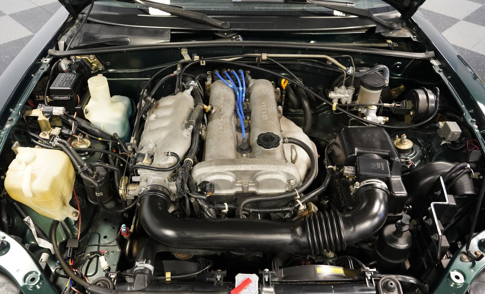 Mazda 1999 Miata MX-5 Conversível - Imagem 32