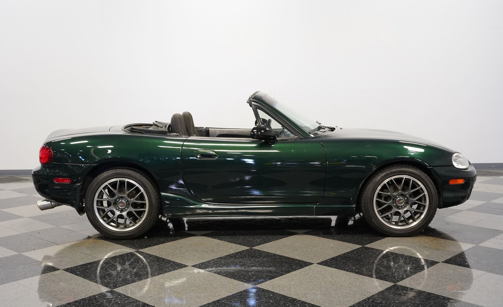 Mazda 1999 Miata MX-5 Conversível - Imagem 22