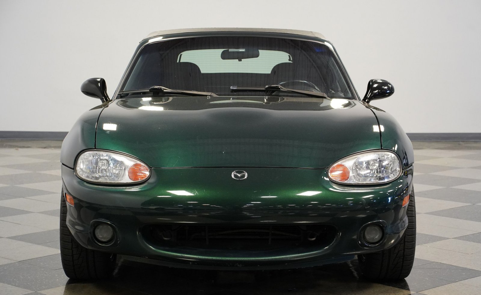 Mazda 1999 Miata MX-5 Conversível - Imagem 19