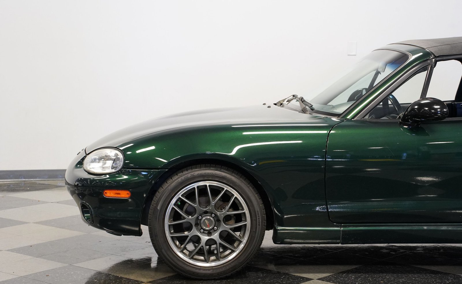 Mazda 1999 Miata MX-5 Conversível - Imagem 15