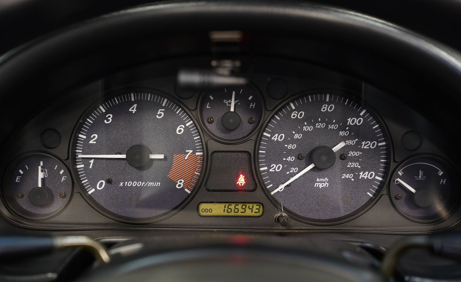 Mazda 1999 Miata MX-5 Conversível - Imagem 10