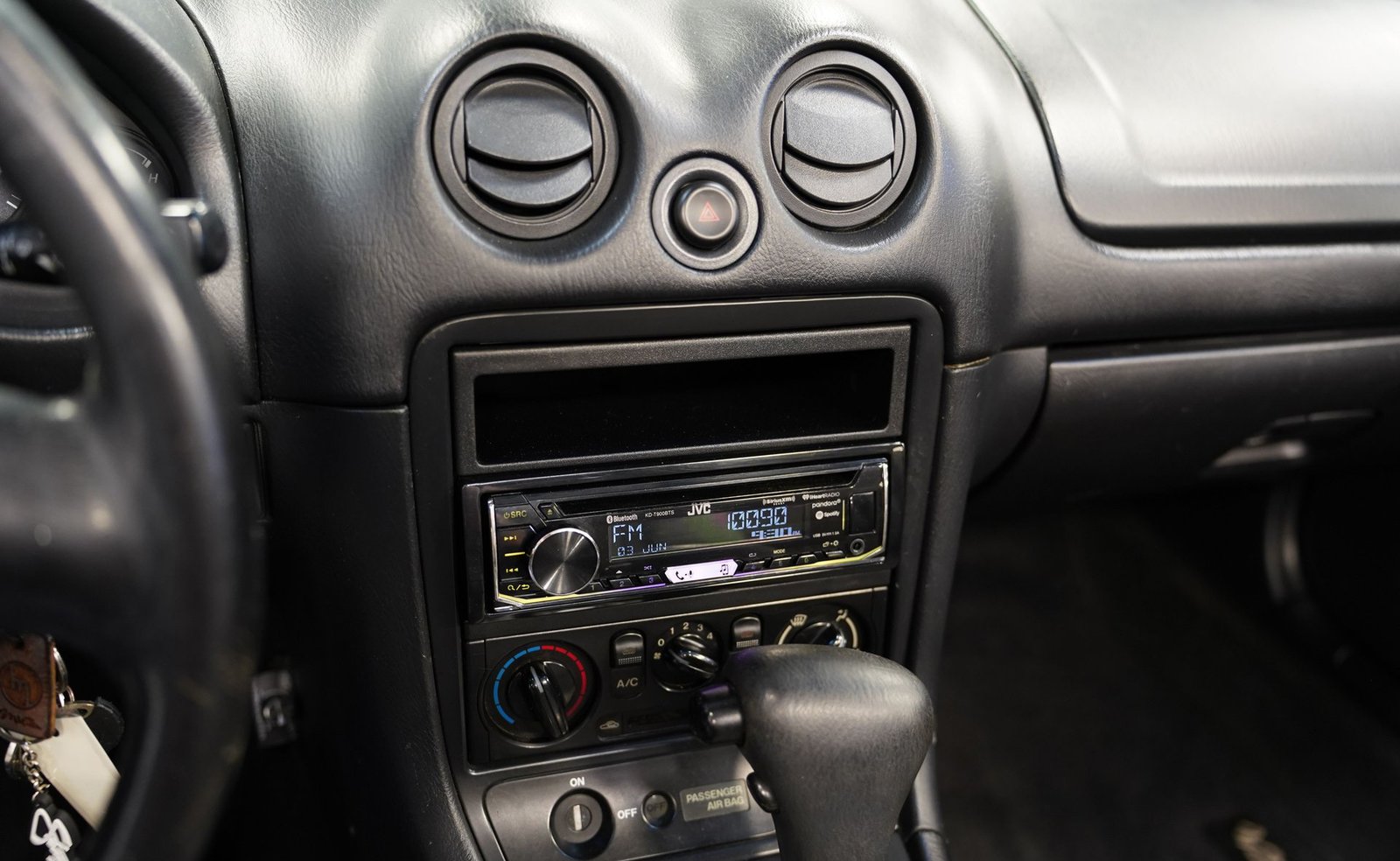 Mazda 1999 Miata MX-5 Conversível - Imagem 9