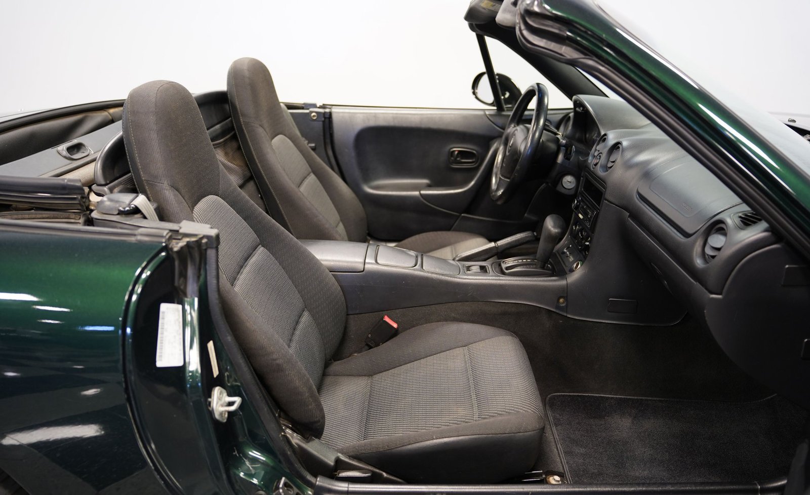 Mazda 1999 Miata MX-5 Conversível - Imagem 5