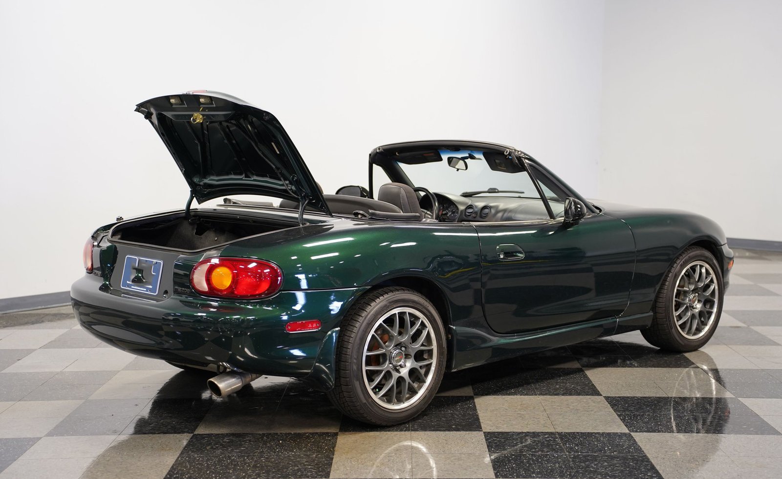 Mazda 1999 Miata MX-5 Conversível - Imagem 4