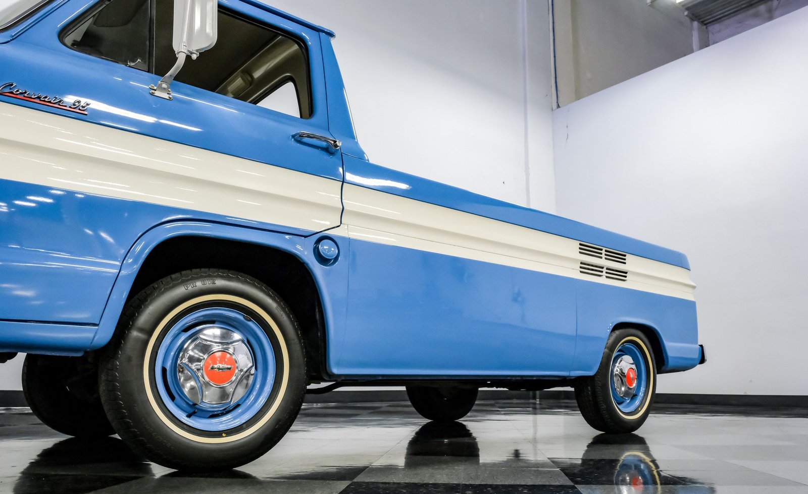 Chevrolet 1962 Corvair 95 Rampside Pickup - Imagem 19