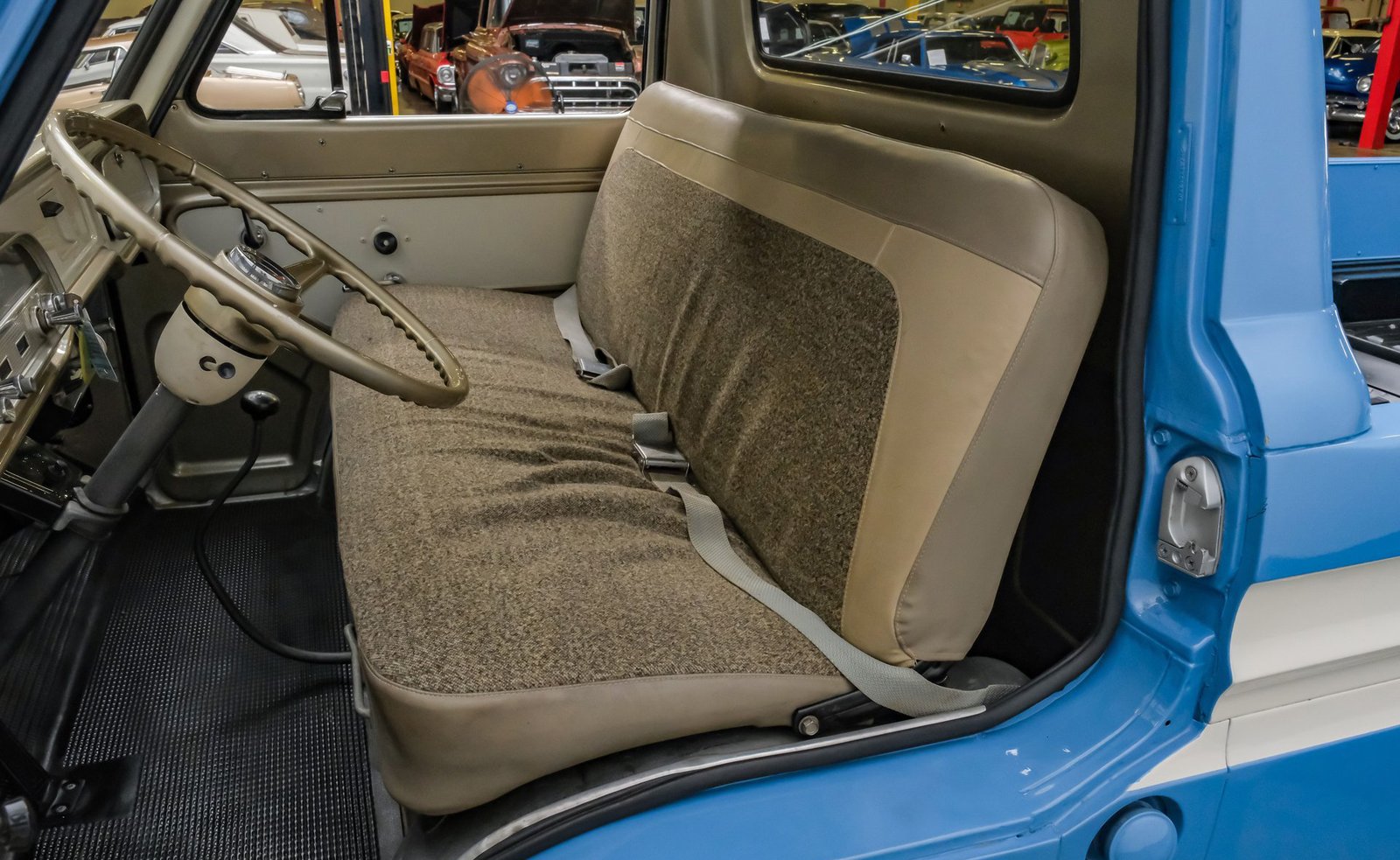 Chevrolet 1962 Corvair 95 Rampside Pickup - Imagem 4