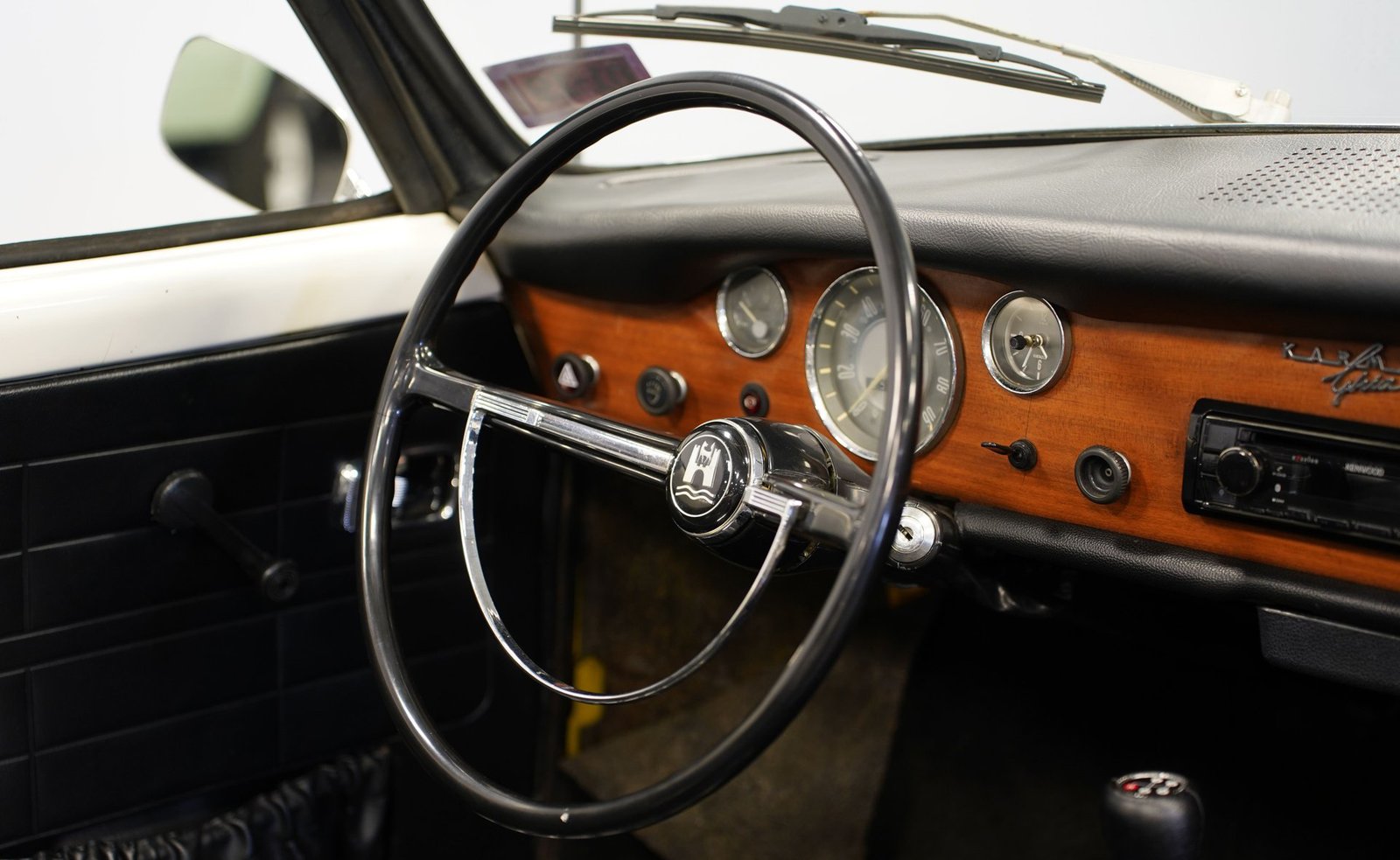 Volkswagen de 1970 Karmann Ghia Conversível - Imagem 5