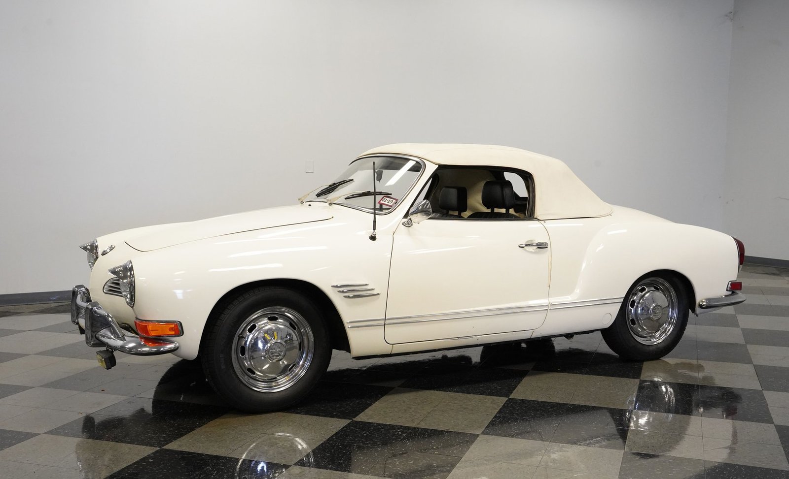 Volkswagen de 1970 Karmann Ghia Conversível - Imagem 31