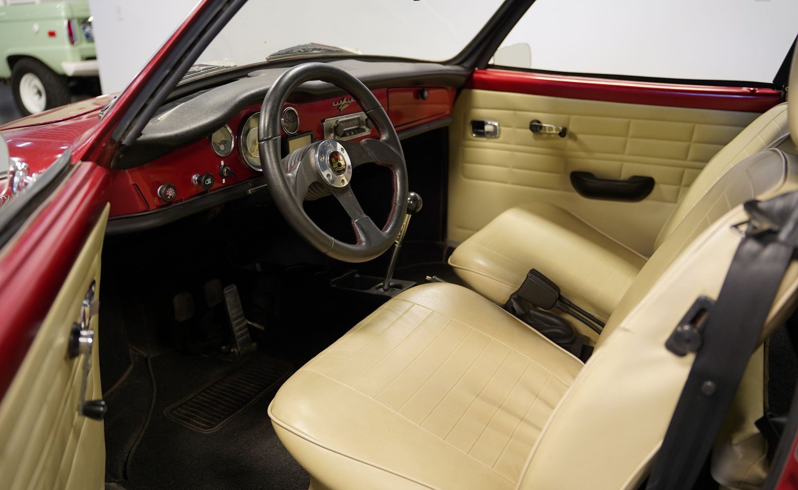 Volkswagen de 1971 Karmann Ghia Flat Six Conversível - Imagem 32