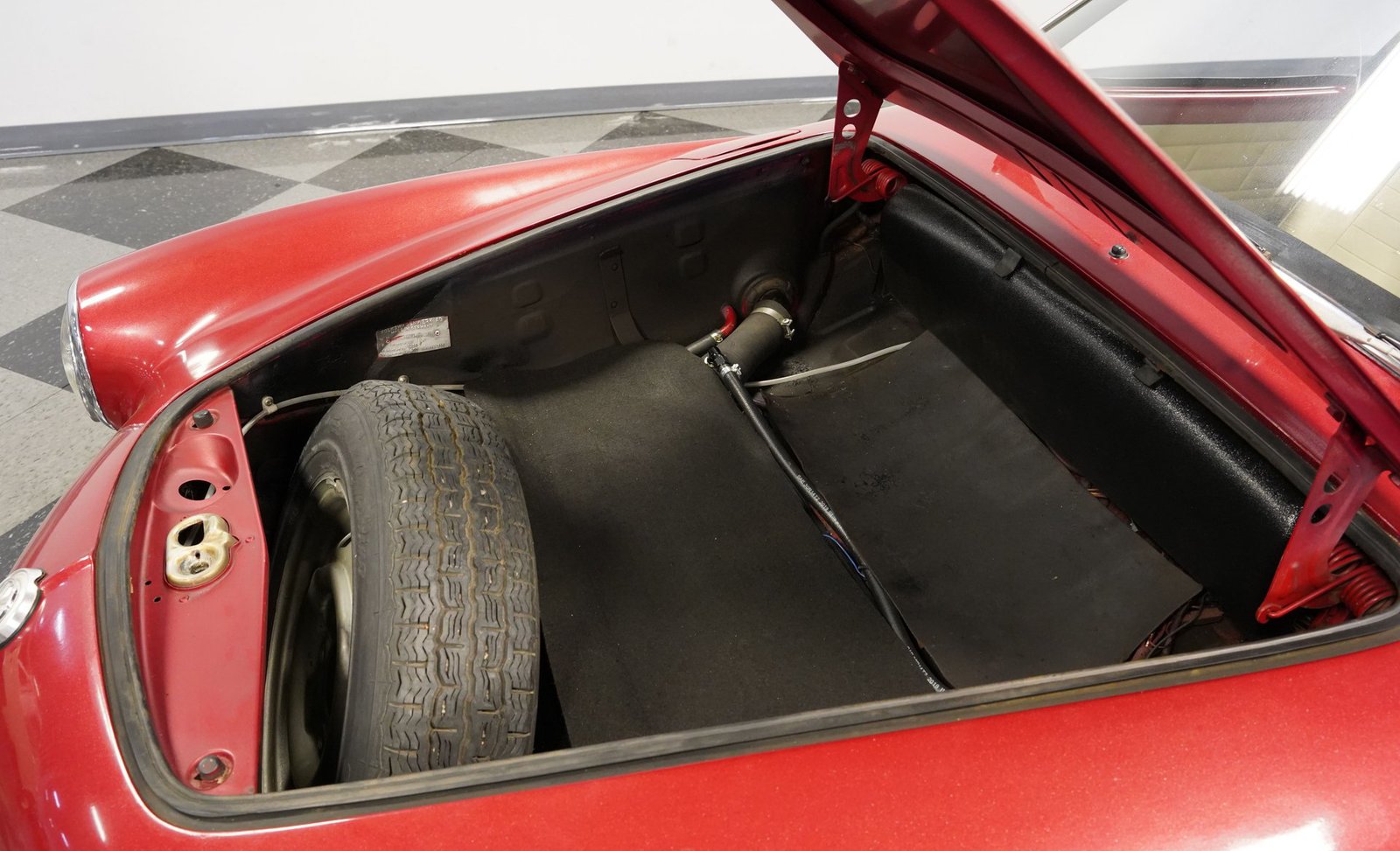 Volkswagen de 1971 Karmann Ghia Flat Six Conversível - Imagem 2
