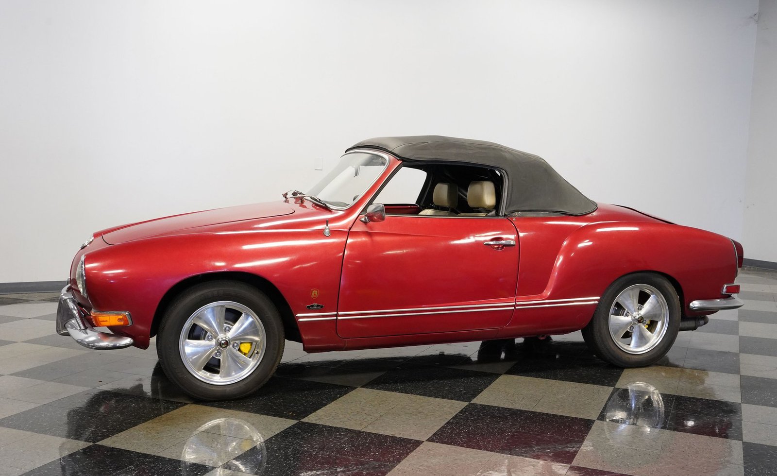 Volkswagen de 1971 Karmann Ghia Flat Six Conversível - Imagem 30